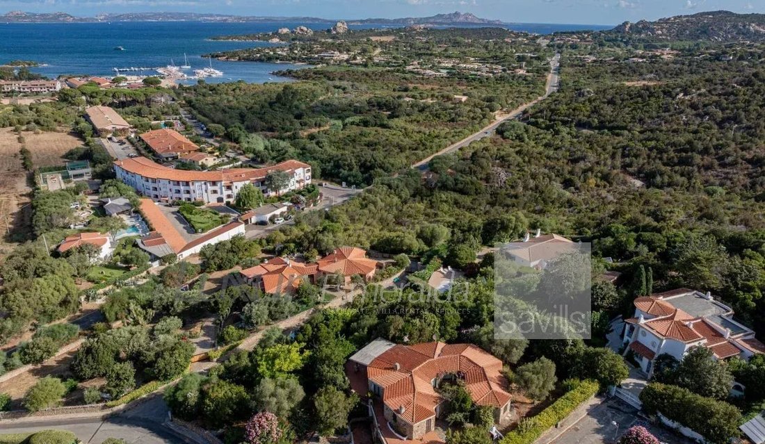 Villa in Arzachena, Sardinia, Italy 3 - 18114650