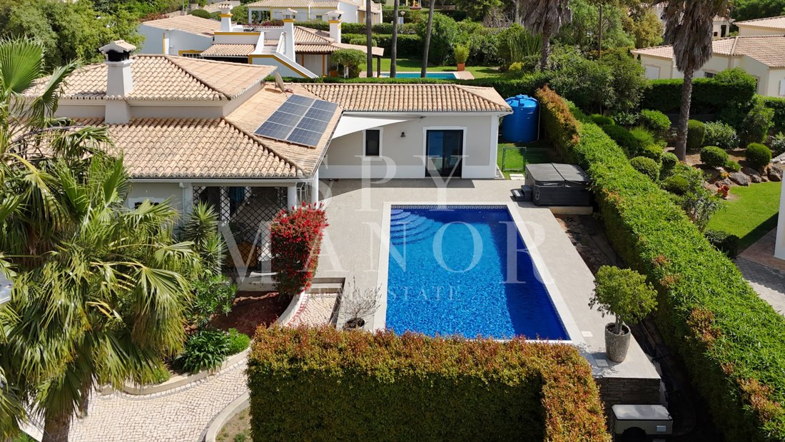 Villa in Lagoa e Carvoeiro, Algarve, Portugal 4 - 18114745