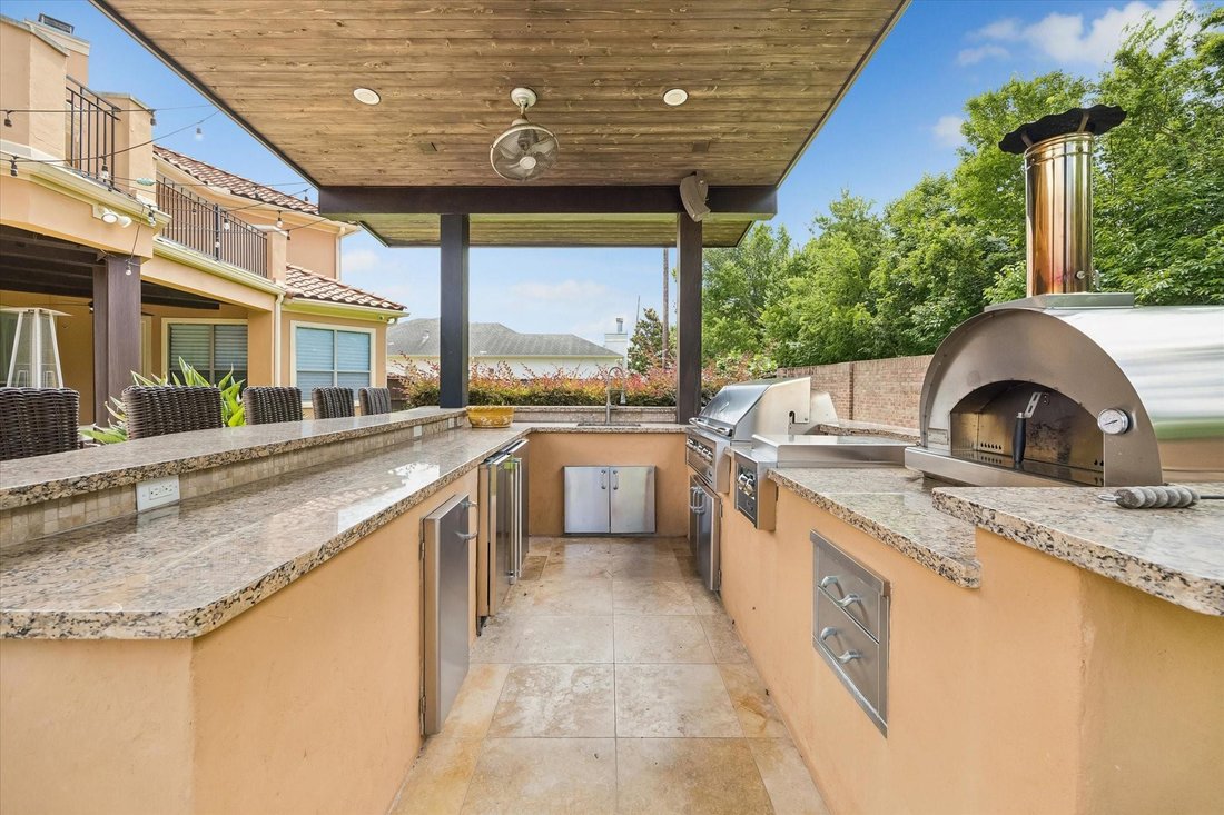 House in Houston, Texas, United States 4 - 18113679