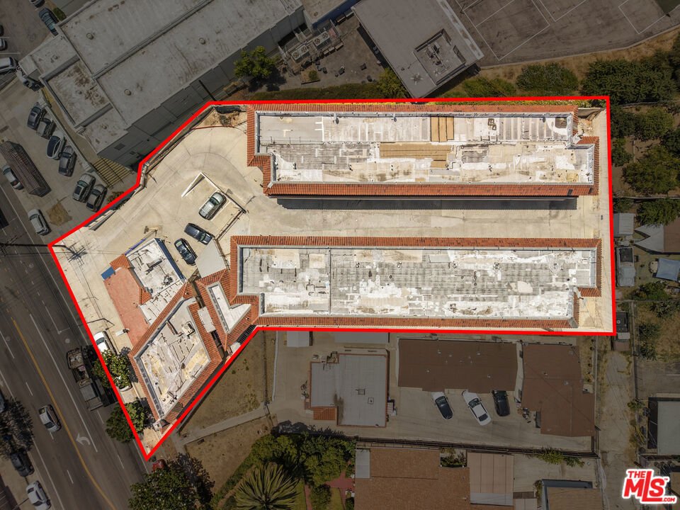 Los Angeles, California, United States 5 - 18112622