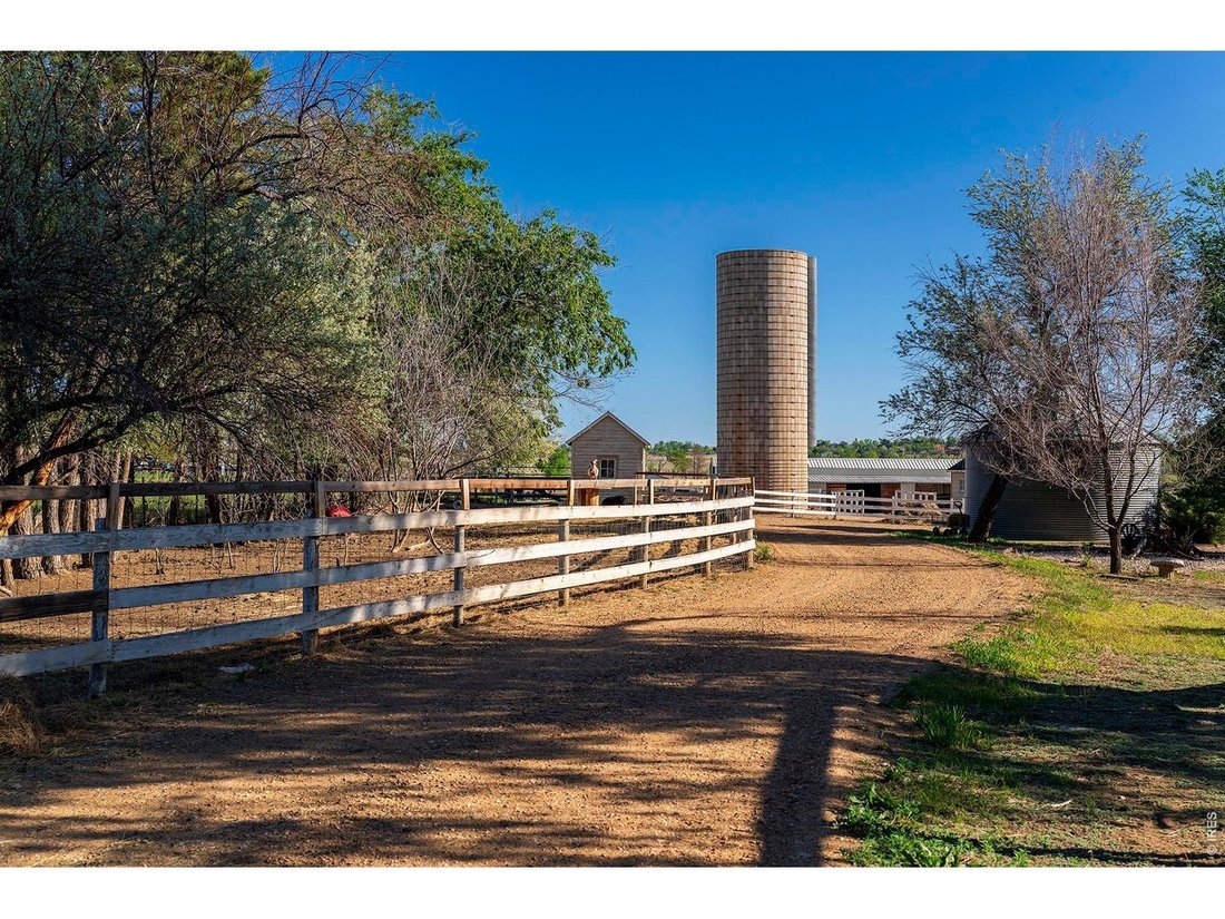 House in Longmont, Colorado, United States 2 - 18114322