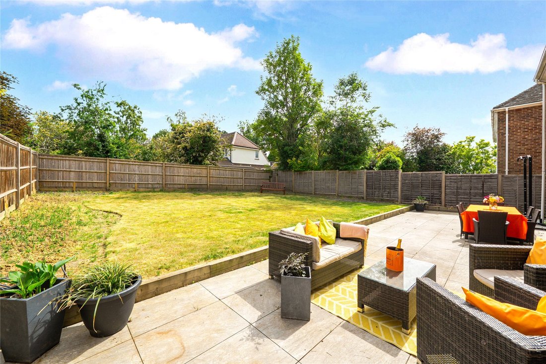 Haus in Sendmarsh, Send, England 3 - 18110509
