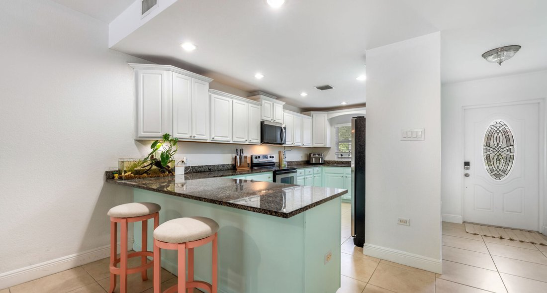 Apartment in Patricks Island, George Town, Cayman Islands 4 - 18112547