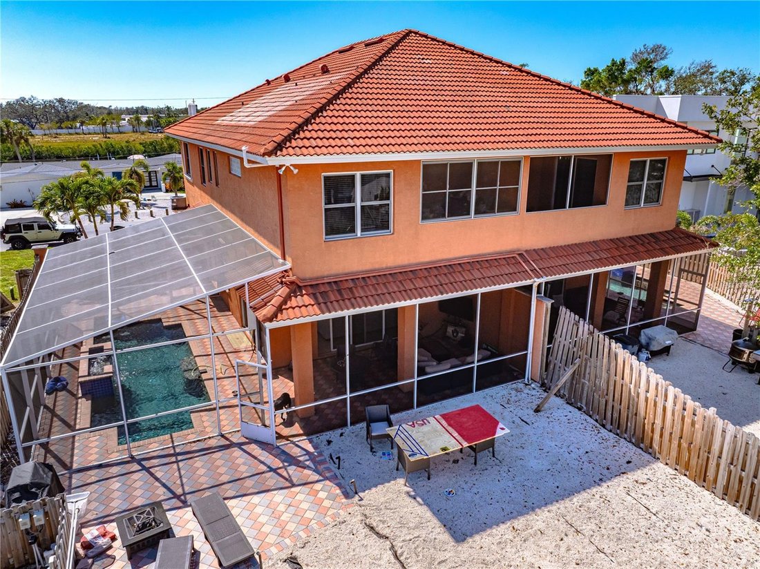 House in Sarasota, Florida, United States 4 - 18112475