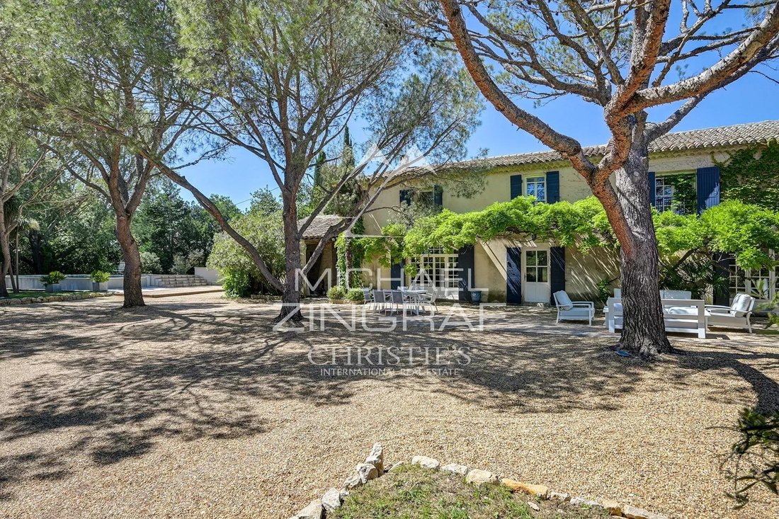 Country House in Vernègues, Provence-Alpes-Côte d'Azur, France 5 - 18110345