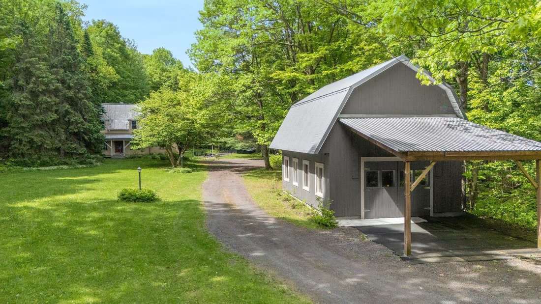 House in Oka, Quebec, Canada 4 - 18114578