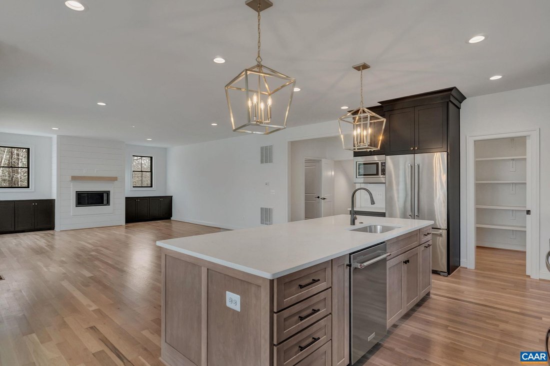 House in Charlottesville, Virginia, United States 5 - 18112804