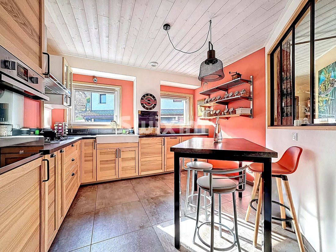 House in Lyaud, Auvergne-Rhône-Alpes, France 3 - 18111407