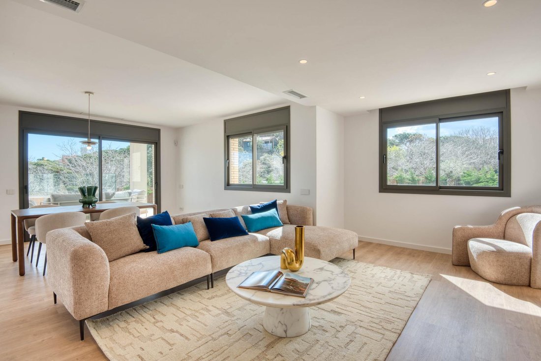 Villa in Sant Feliu de Guixols, Catalonia, Spain 2 - 18112841