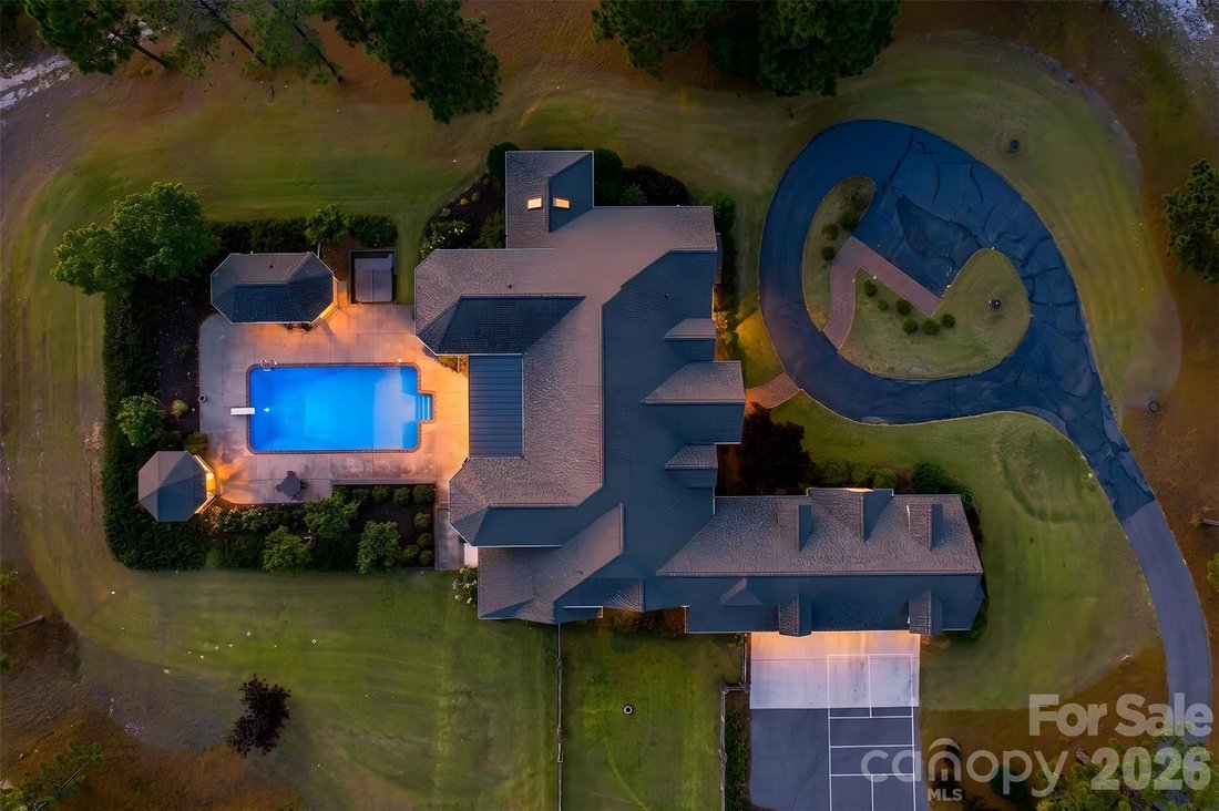 House in Seven Lakes, North Carolina, United States 3 - 18111210
