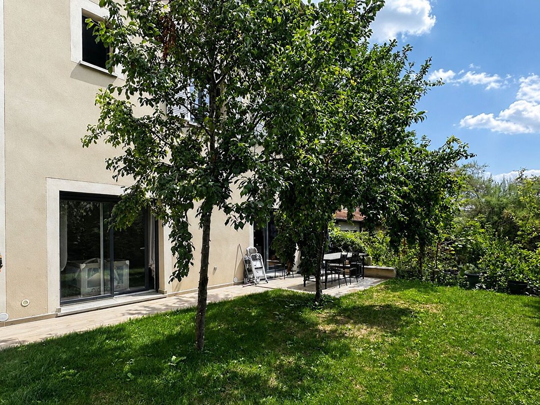 House in Forêt, Saint-Germain-en-Laye, France 1 - 18113577