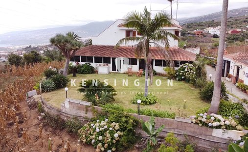 Villa in Los Realejos, Canary Islands, Spain 1