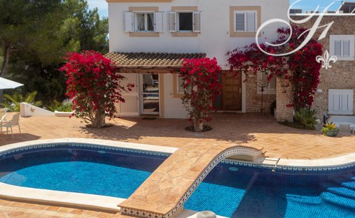 Condo in Cala Llenya, Santa Eularia des Riu, Balearic Islands 1