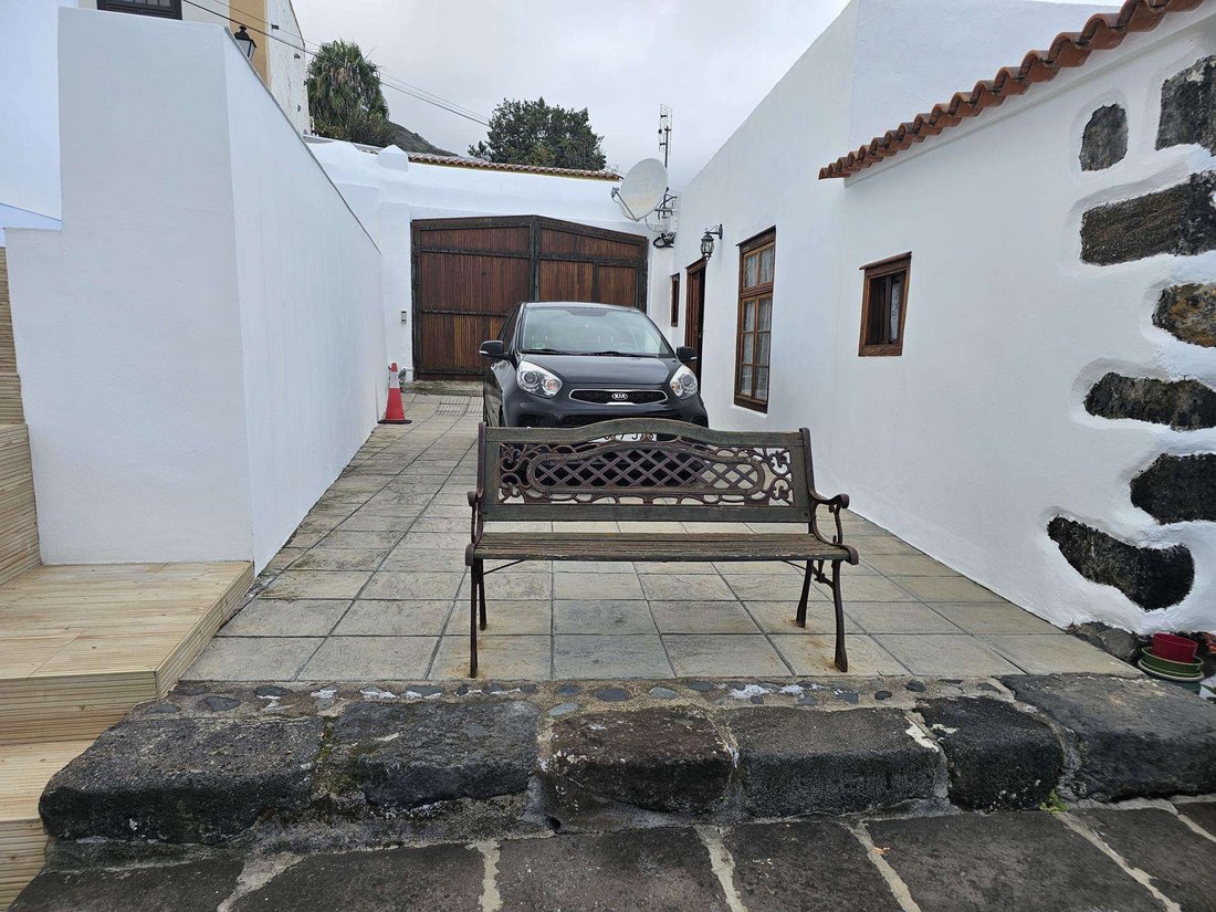 Villa in Icod de los Vinos, Canary Islands, Spain 2 - 18110325