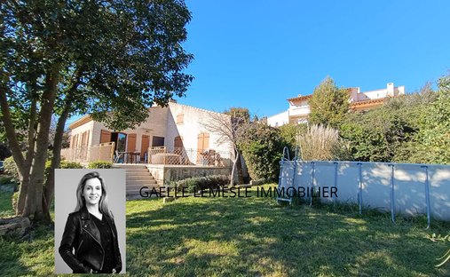 Villa in Centre, Saint-Mitre-les-Remparts, France 1