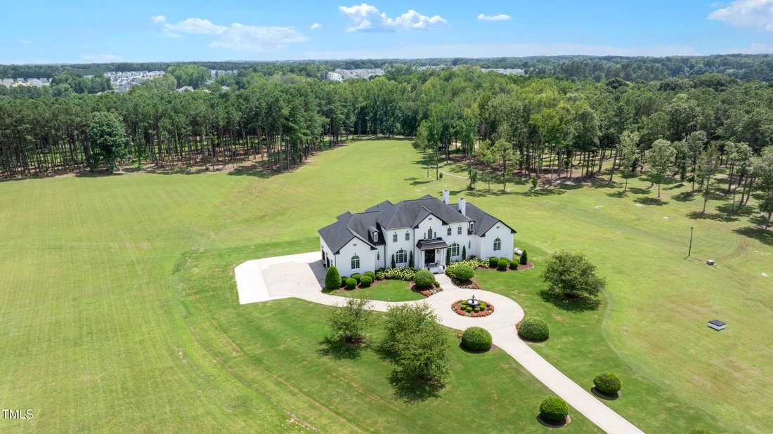 House in Zebulon, North Carolina, United States 5 - 18114061