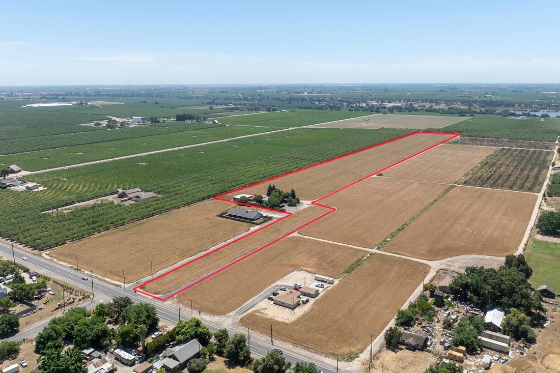 House in Modesto, California, United States 5 - 18111234