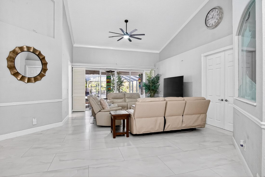 House in Palm City, Florida, United States 5 - 18113026