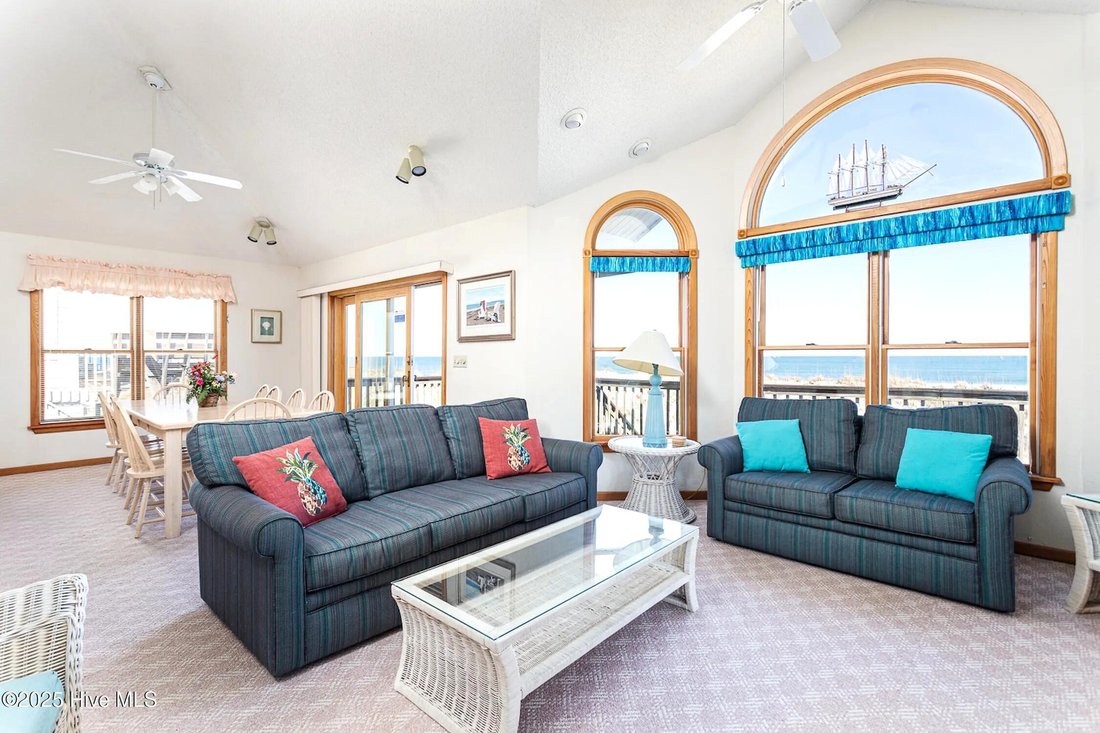 House in Corolla, North Carolina, United States 4 - 18114805
