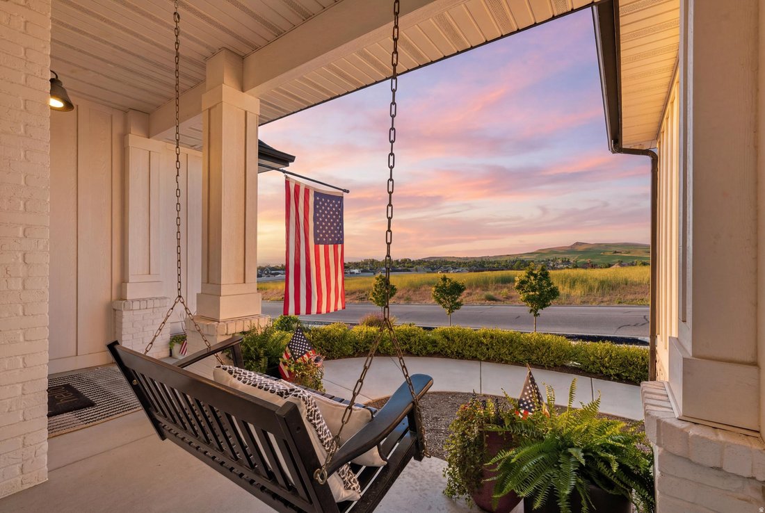 House in Smithfield, Utah, United States 3 - 18113093
