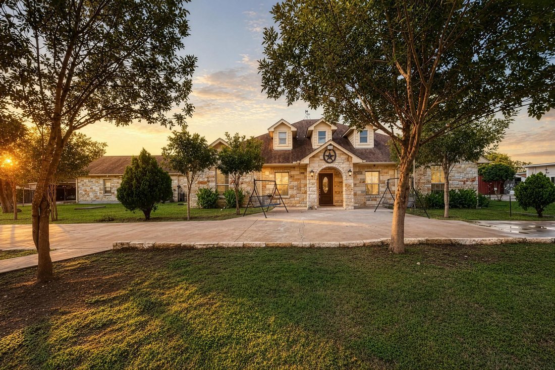 House in Coupland, Texas, United States 3 - 17683349