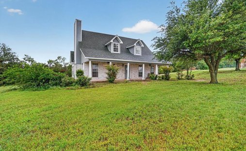 House in Springtown, Texas, United States 1