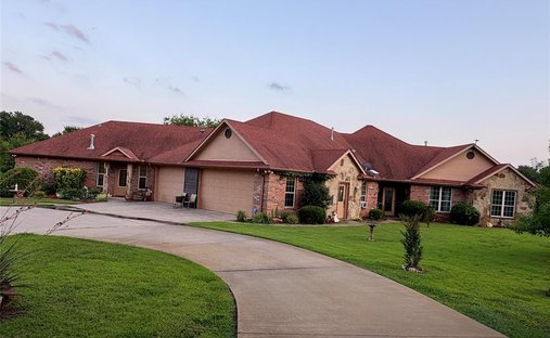 House in Pottsboro, Texas, United States 1