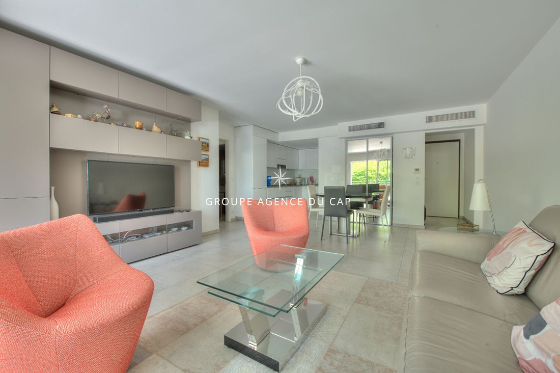 Apartment in Les Plaines-Les Tasses, Saint-Raphaël, France 4 - 18111674