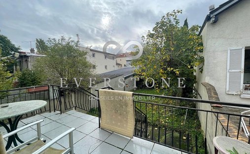 House in Arrondissement of Bobigny, Ile-de-France, France 1