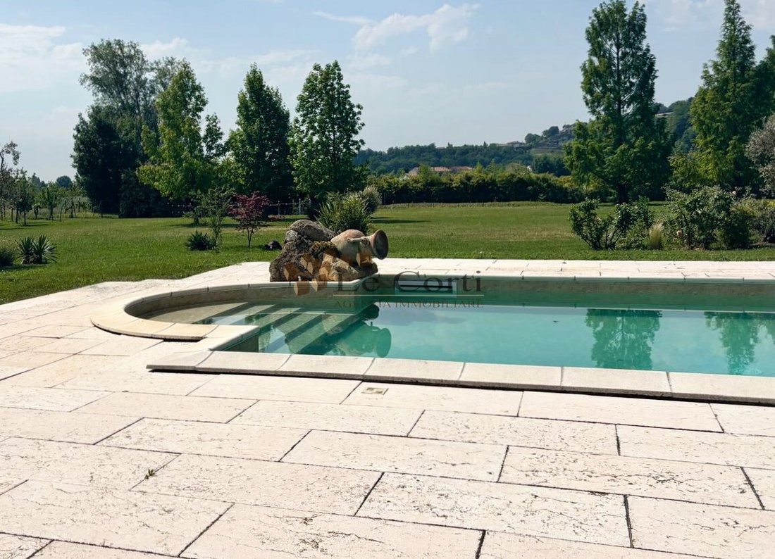 Villa in Sossano, Veneto, Italy 2 - 18077169