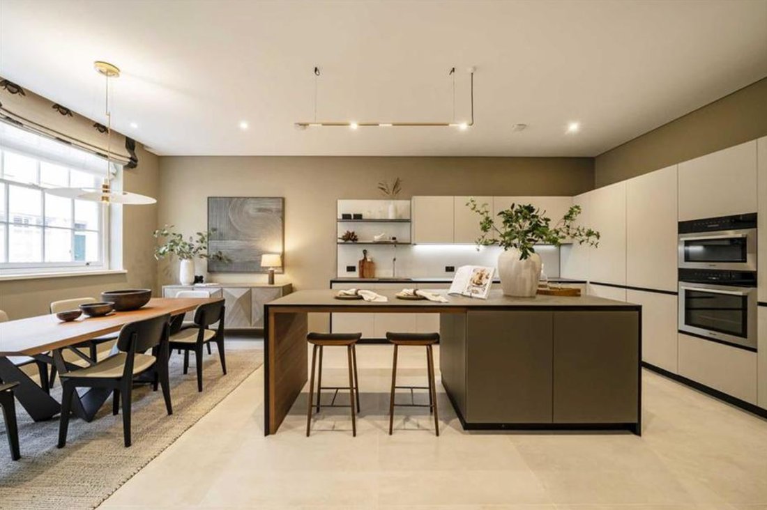 House in Knightsbridge, Kensington And Chelsea, England 1 - 16690298