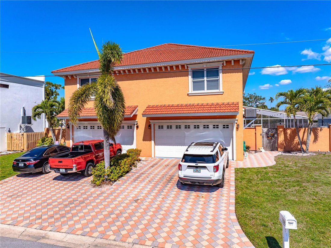 House in Sarasota, Florida, United States 2 - 18112475