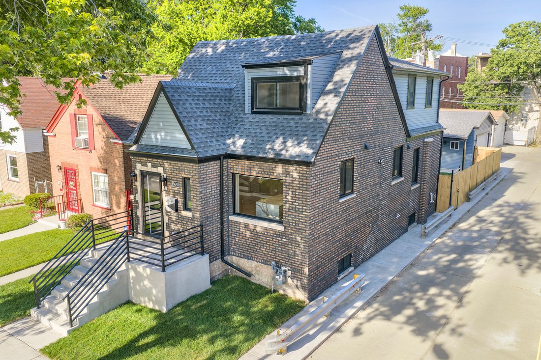 House in Chicago, Illinois, United States 3 - 18113834