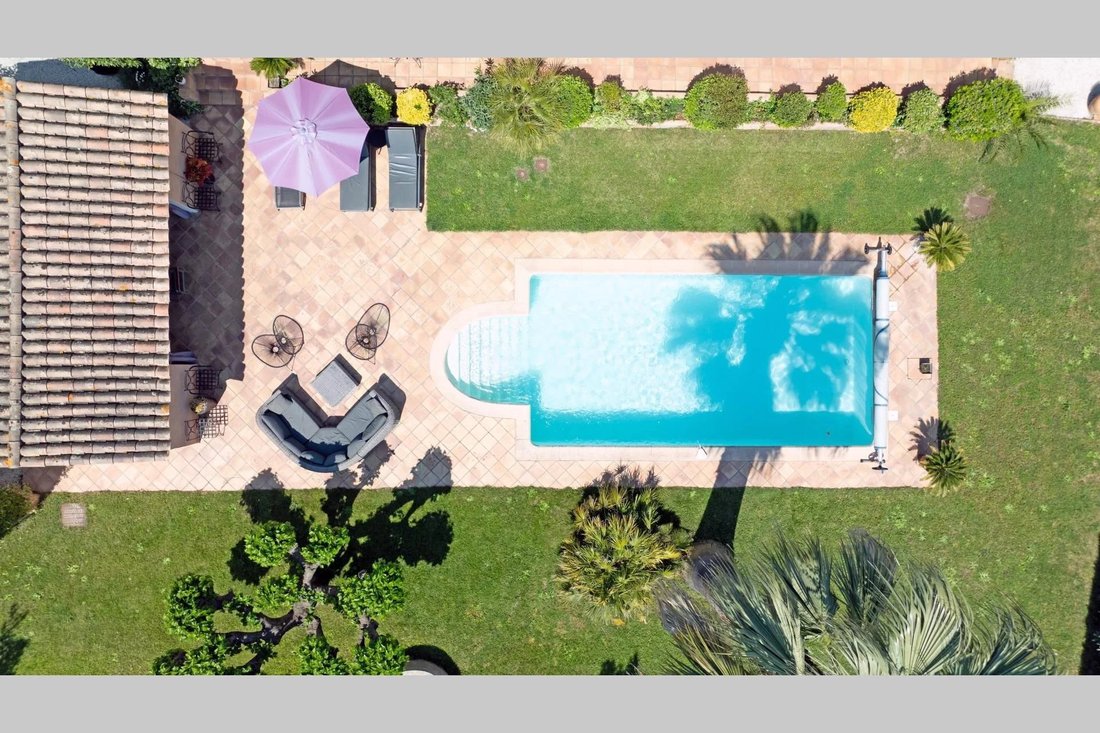House in Ecarts, Roquebrune-sur-Argens, France 3 - 18111395