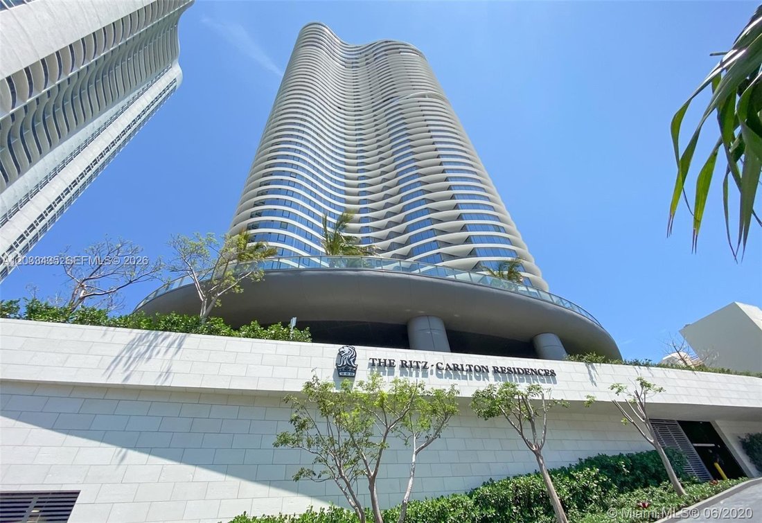 Condo in Sunny Isles Beach, Florida, United States 1 - 18113096