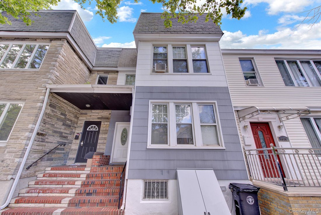House in New York, New York, United States 3 - 18116084