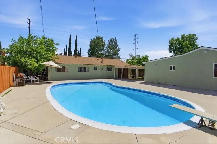 Condo in Los Angeles, California, United States 3 - 18079464