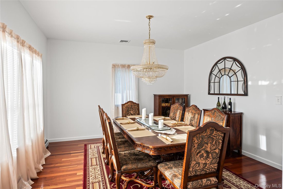 House in Franklin Square, New York, United States 4 - 18116294