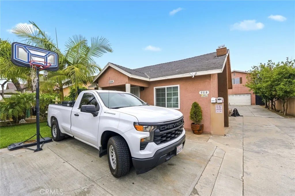 Townhouse in Bell, California, United States 5 - 18116311