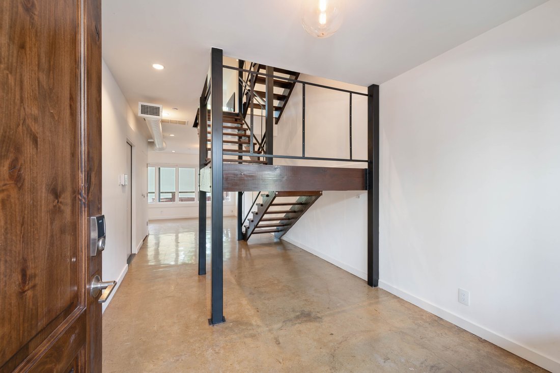 Condo in San Antonio, Texas, United States 3 - 18116492