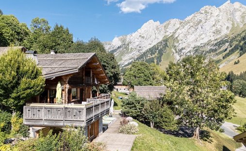 Chalet in La Clusaz, Auvergne-Rhône-Alpes, France 1