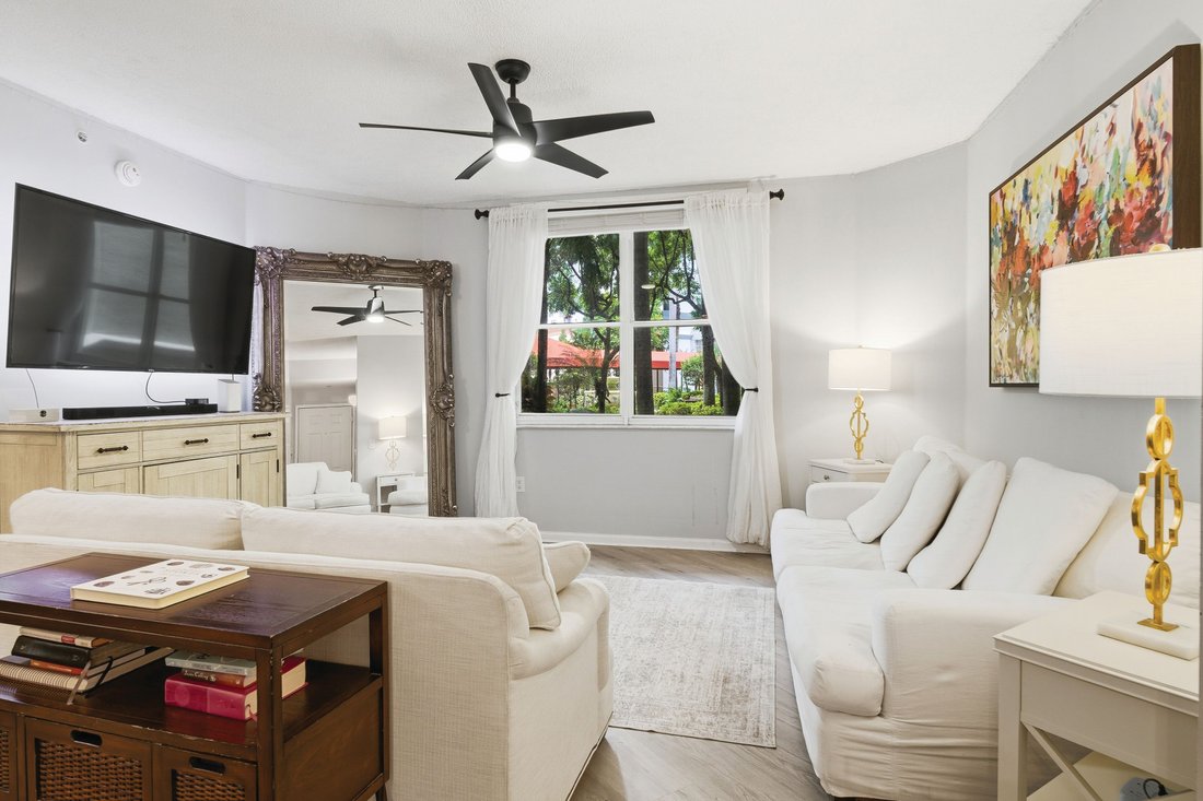 Condo in West Palm Beach, Florida, United States 2 - 18116467