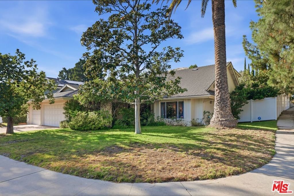 House in Los Angeles, California, United States 1 - 18116030