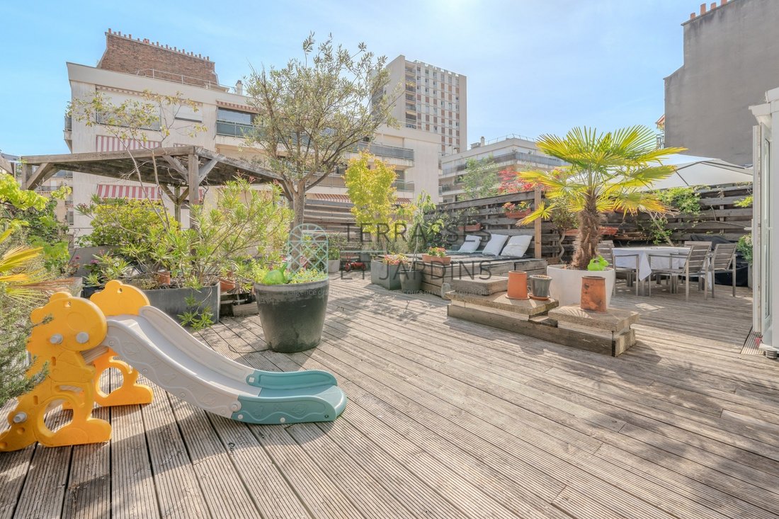 Apartment in Palais Royal, Paris 1er Arrondissement, Paris 4 - 17133855