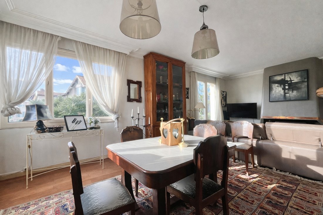 House in Fontenay-sous-Bois, Ile-de-France, France 1 - 18116582