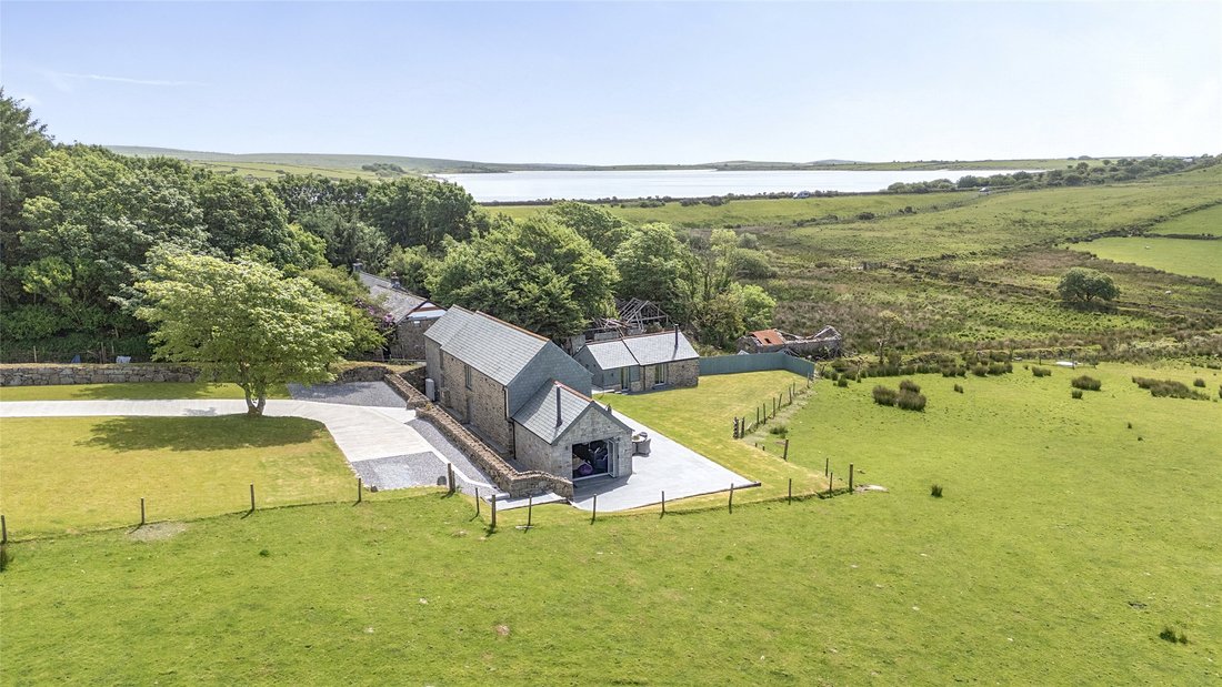 House in Cornwall, England 4 - 18116429