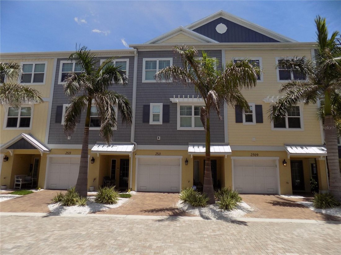 Townhouse in Indian Shores, Florida, United States 1 - 18115952