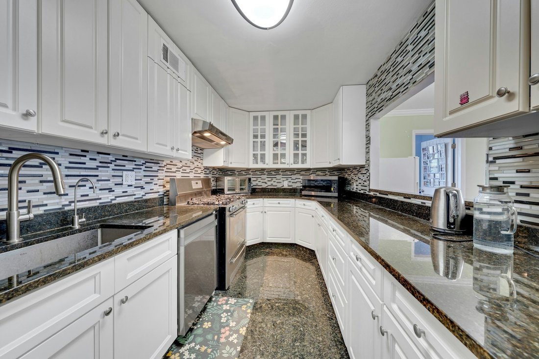 Condo in Fort Lee, New Jersey, United States 2 - 18116485