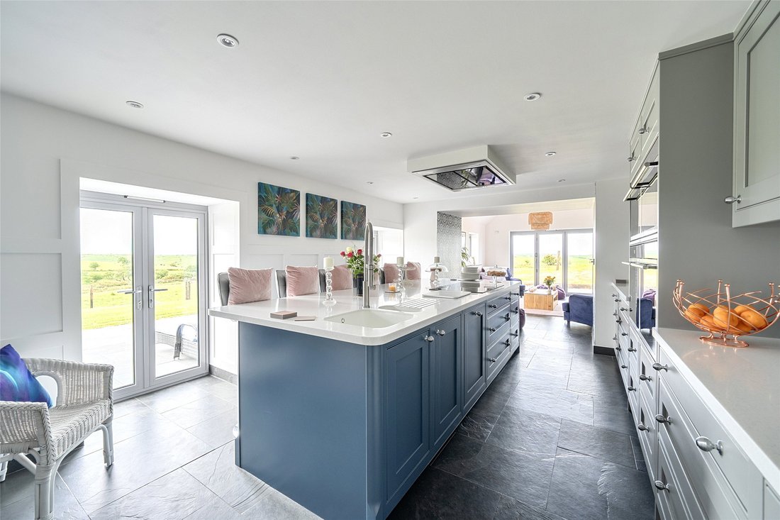 House in Cornwall, England 5 - 18116429