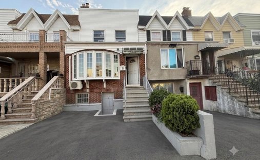 House in New York, New York, United States 1